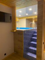 Сауна с бассейном на 6-8 человек в Новосибирске Сауна с бассейном на 6-8 человек в Новосибирске в Бане Богатырь