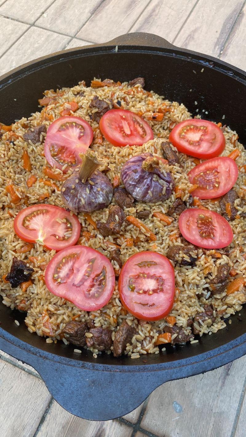 Целый казан плова